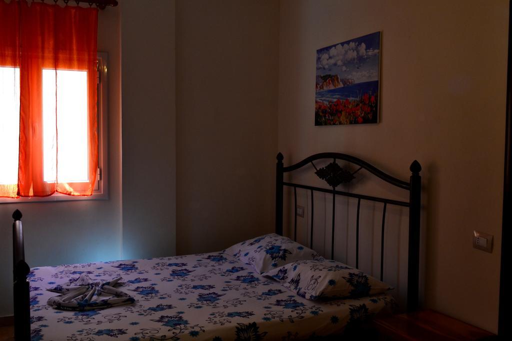 Nuovo Sun Golem Guest house